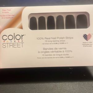 NWT Color Street *Made in Milan* Nail Strips